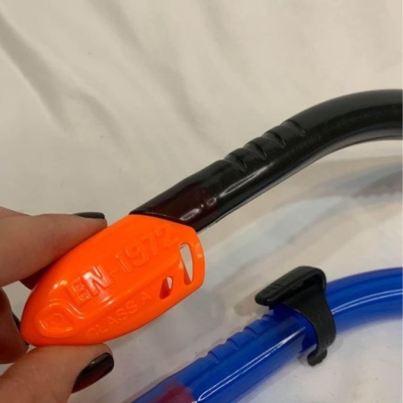 INTEX snorkels. Blue & black. Class A. EN-1972. New condition - Picture 3 of 4